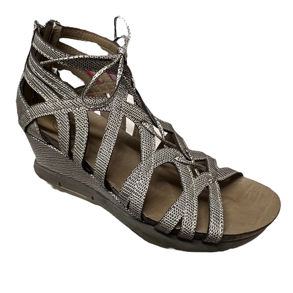 Hokus Pokus Strappy Wedge Sandals Size 7